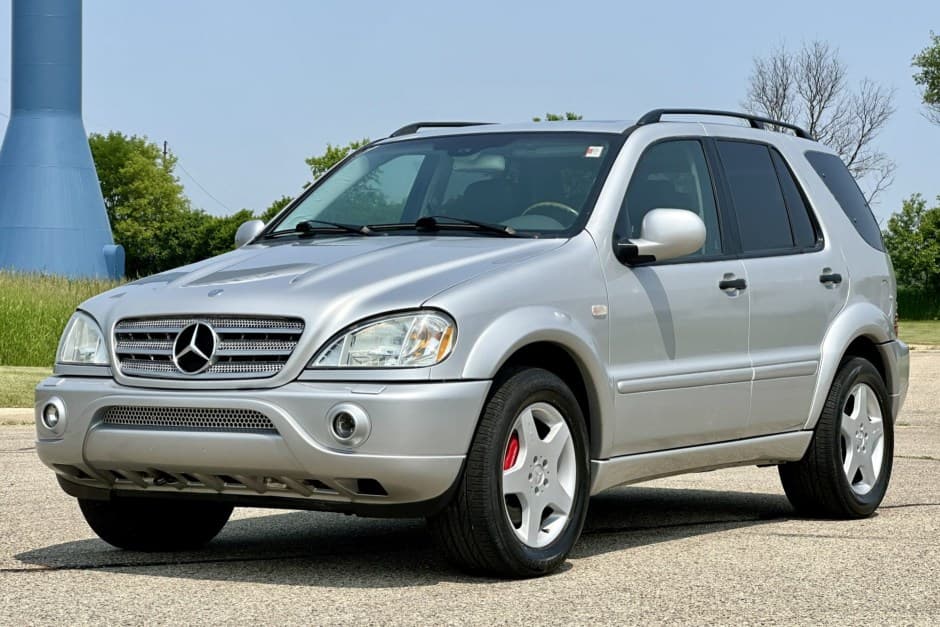 2001 Mercedes-Benz M-Class & GLE-Class sold for $12,000