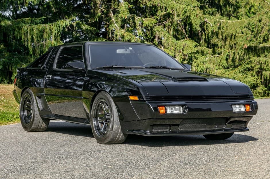 1988 Chrysler Conquest & Mitsubishi Starion sold for $18,750