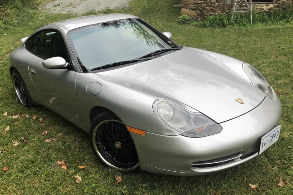 1999 Porsche 996 911 (Non-Turbo/GT2/GT3) sold for $20,000