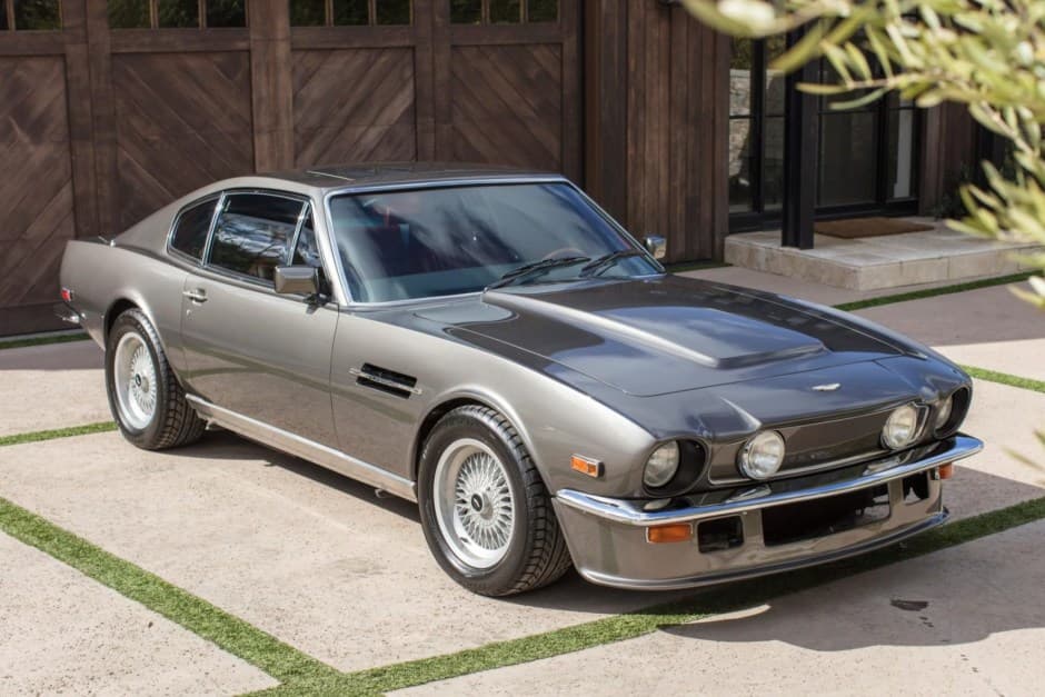 1979 Aston Martin V8 (1977-1989) sold for $200,000
