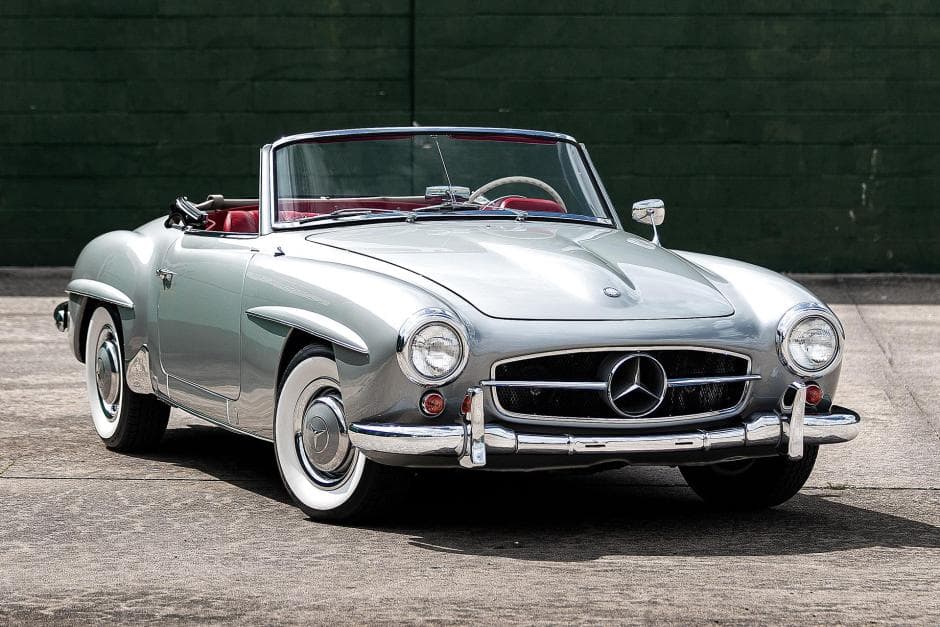 1961 Mercedes-Benz 190SL sold for $140,000