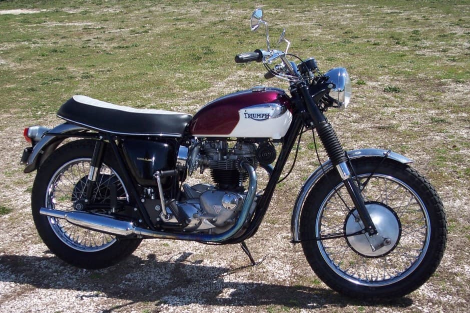 1967 Triumph Bonneville T120 sold for $11,388