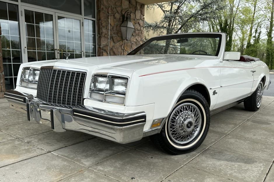 1982 Buick Riviera sold for $21,000