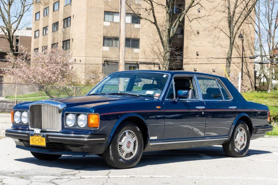 1988 Bentley SZ Saloon sold for $6,200