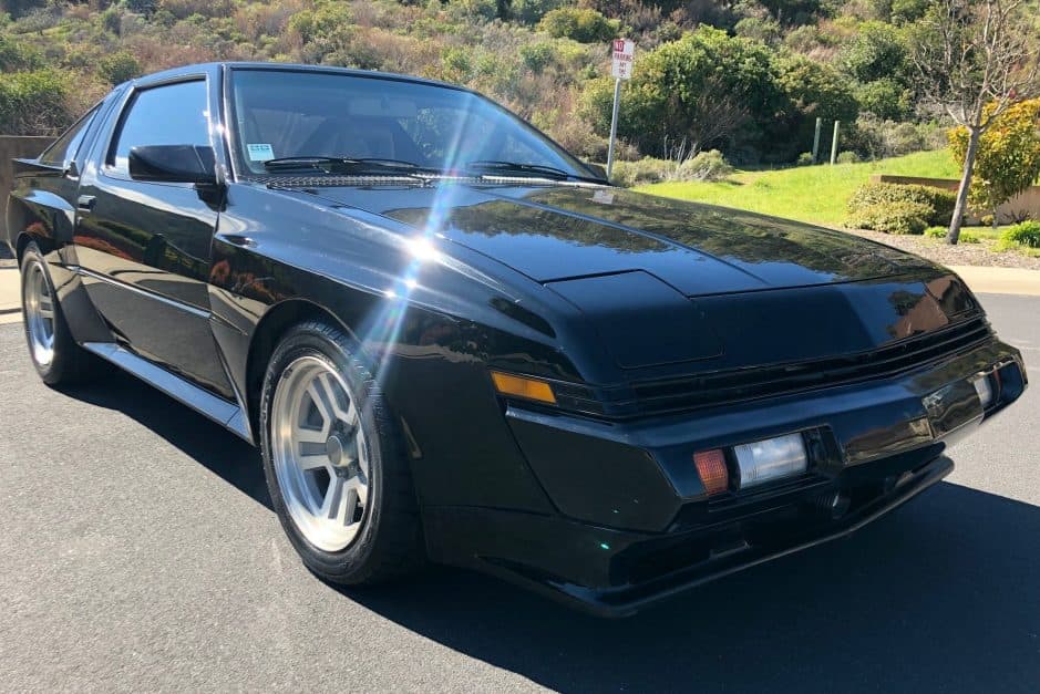 1988 Chrysler Conquest & Mitsubishi Starion sold for $7,100