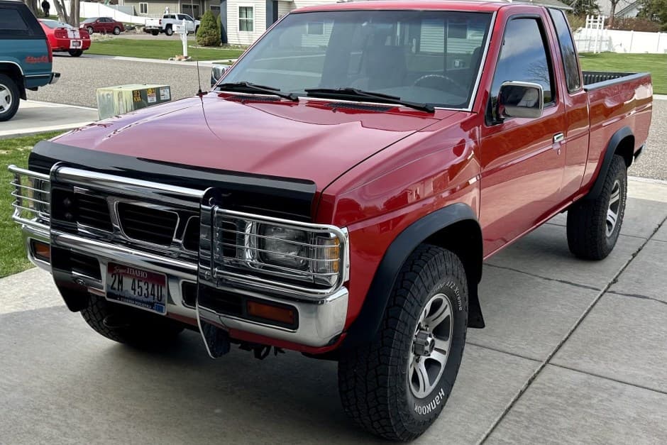 1997 Nissan Pickup sold for $14,000