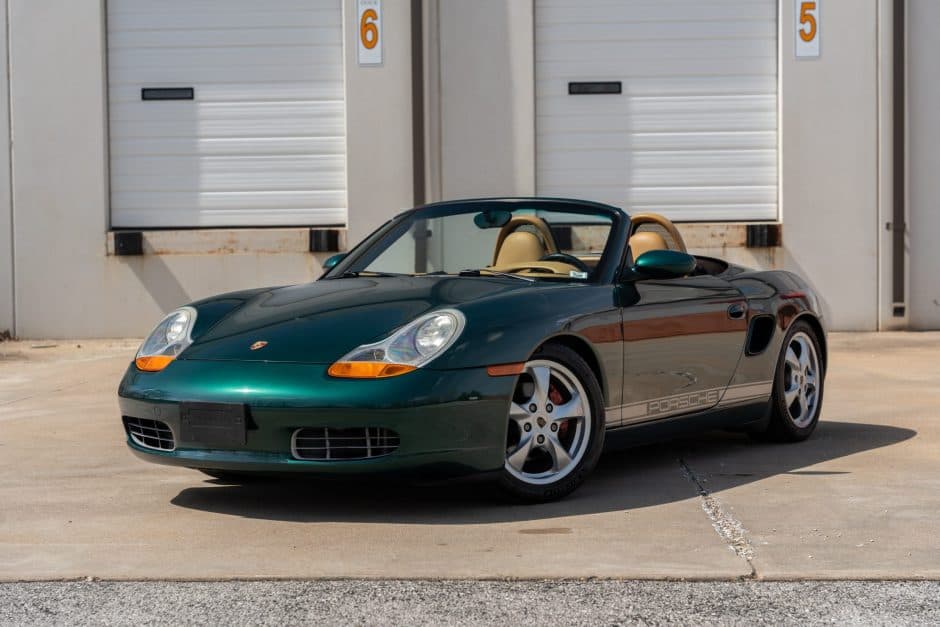 2001 Porsche 986 Boxster sold for $16,560
