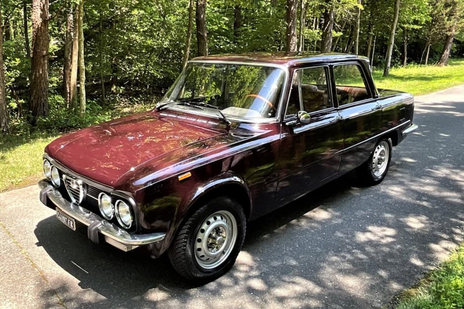 1974 Alfa Romeo 105 Series Sedan sold for $23,250