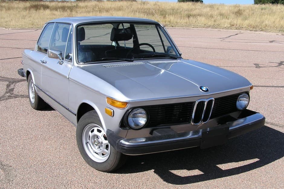 1975 BMW 2002 sold for $39,274