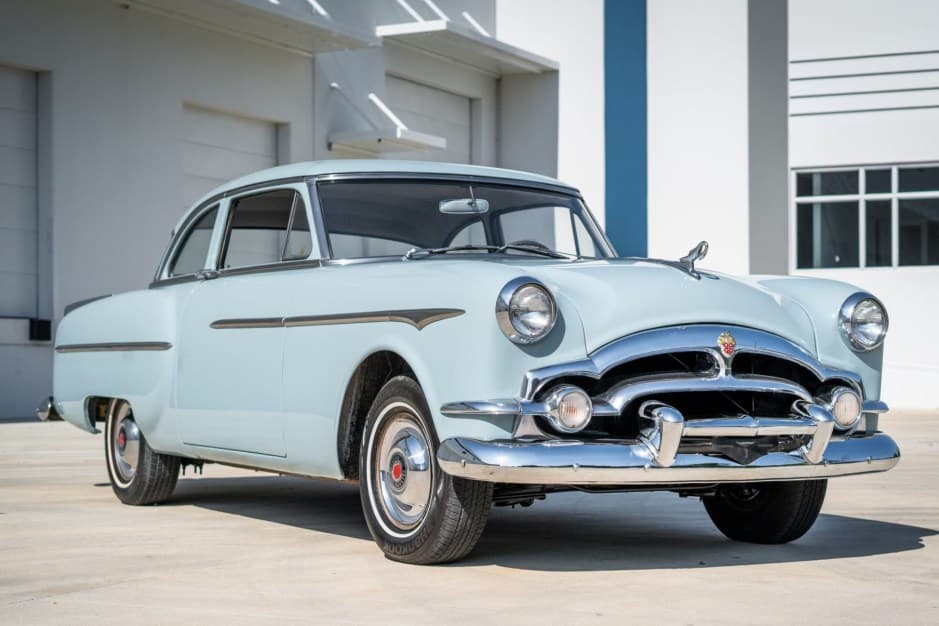 1953 Packard Clipper sold for $8,950
