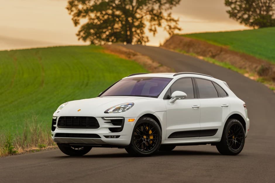 2017 Porsche Macan sold for $71,500