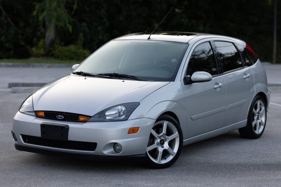 2004 Ford Focus sold for $9,000