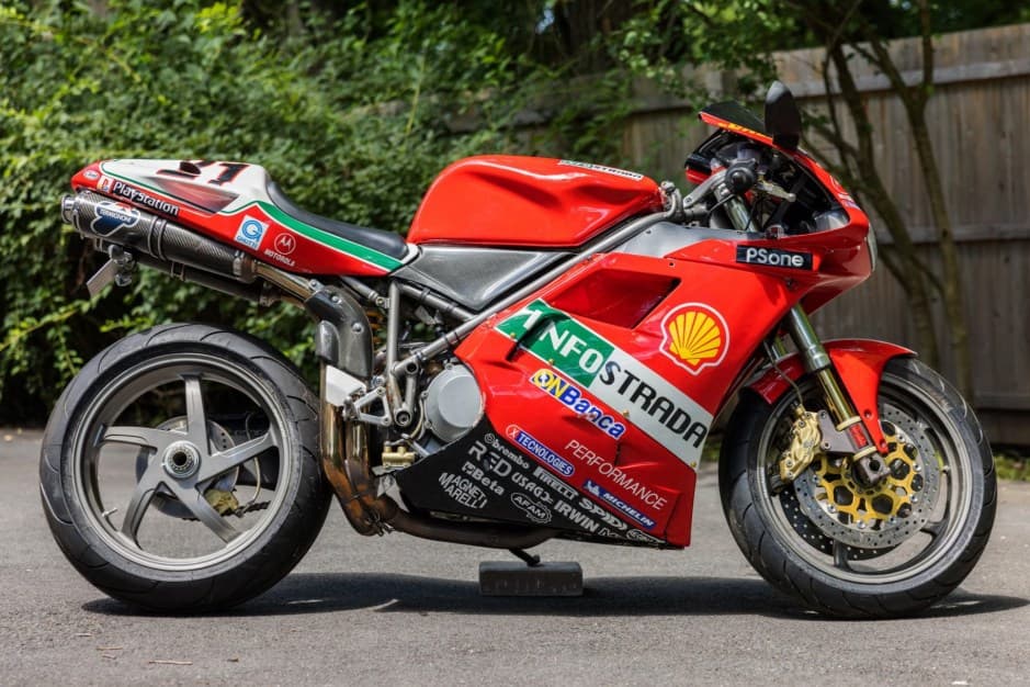 2000 Ducati 996 sold for $9,000