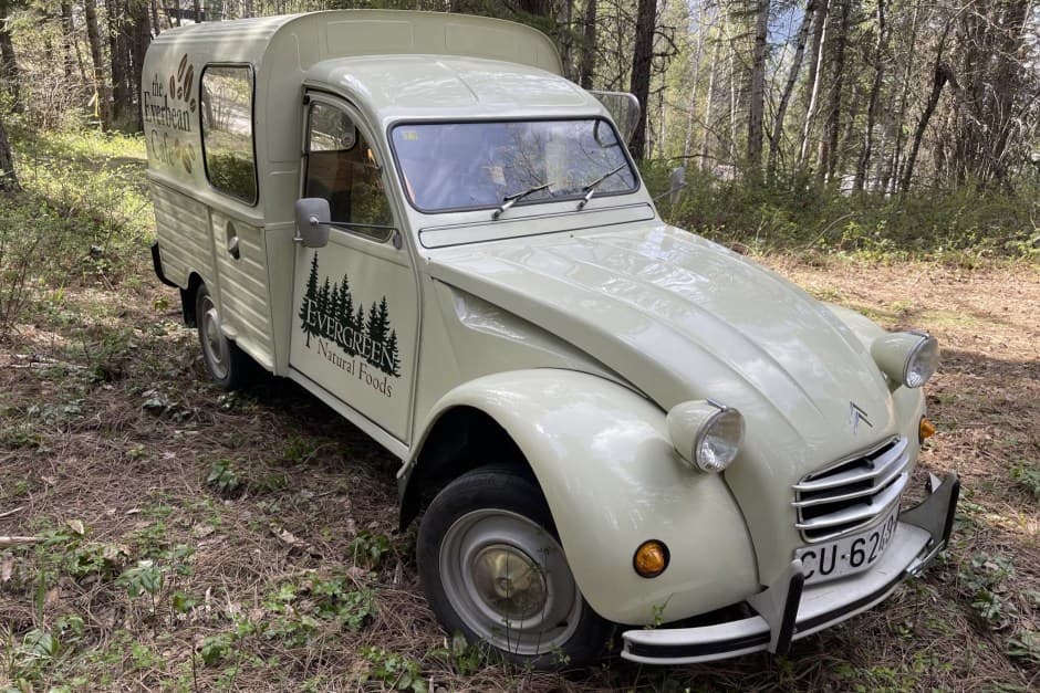1974 Citroen 2CV sold for $14,500