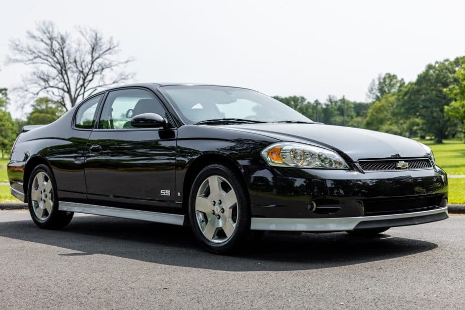 2006 Chevrolet Monte Carlo sold for $14,100