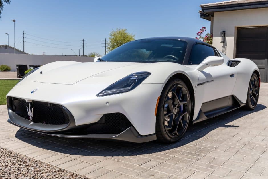 2022 Maserati MC20 sold for $167,000