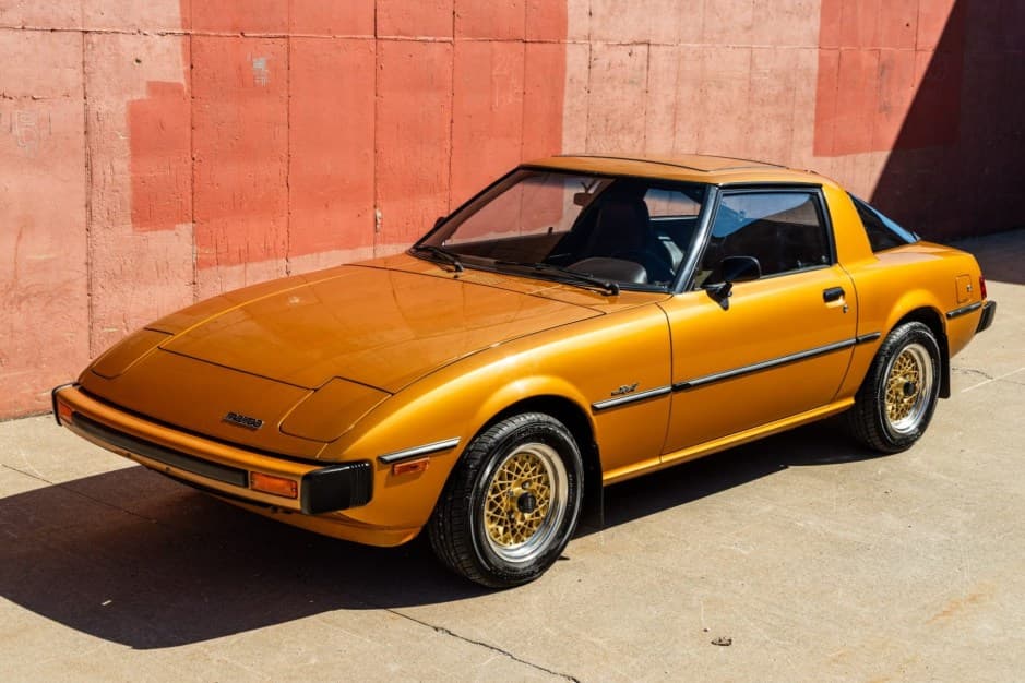 1980 Mazda RX-7 FB sold for $15,751