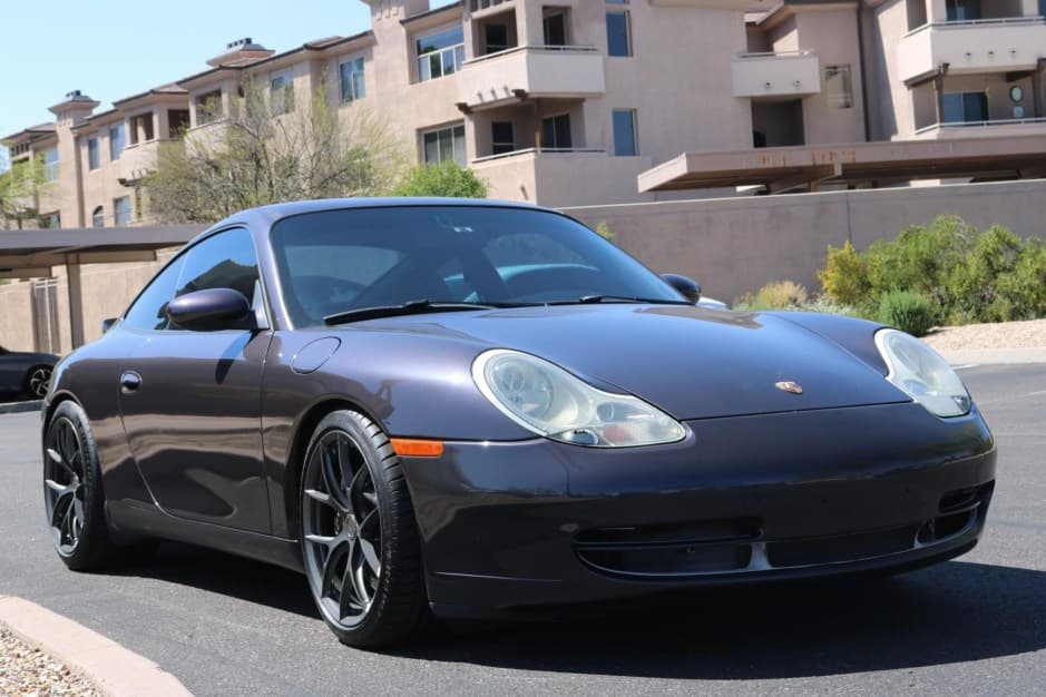 2000 Porsche 996 911 (Non-Turbo/GT2/GT3) sold for $24,346