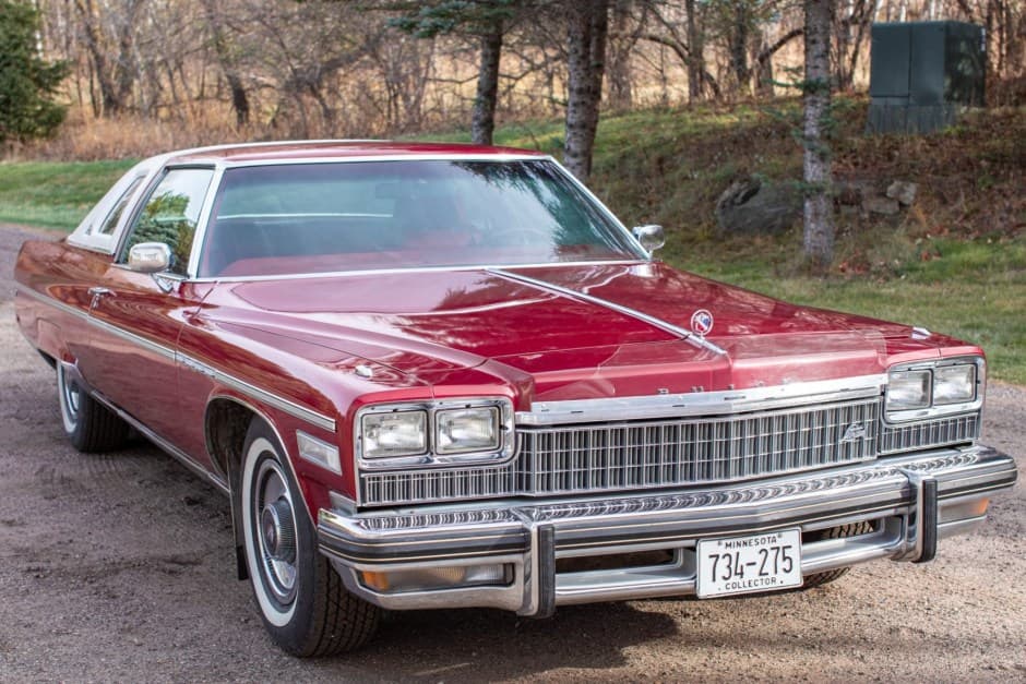 1975 Buick Electra sold for $9,750