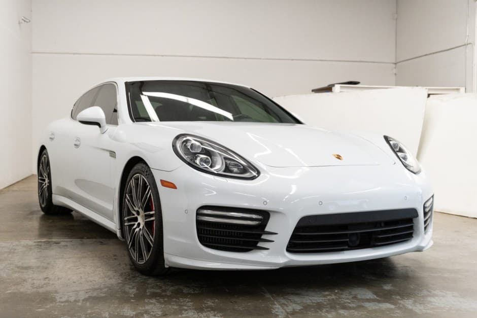2016 Porsche Panamera sold for $52,600