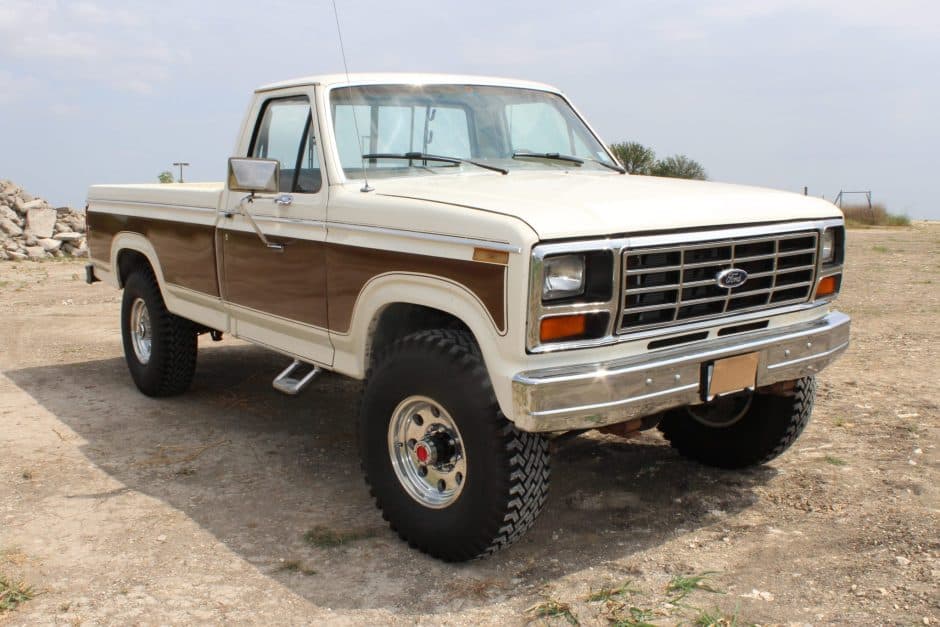 1982 Ford F-Series 1980-1986 sold for $19,750