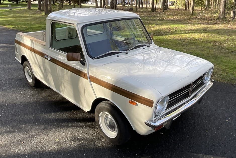 1980 Mini Mk III-Mk V sold for $10,500