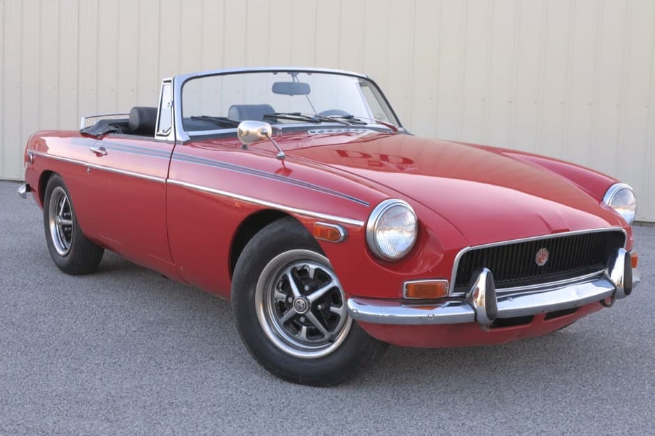 1970 MG MGB sold for $5,200
