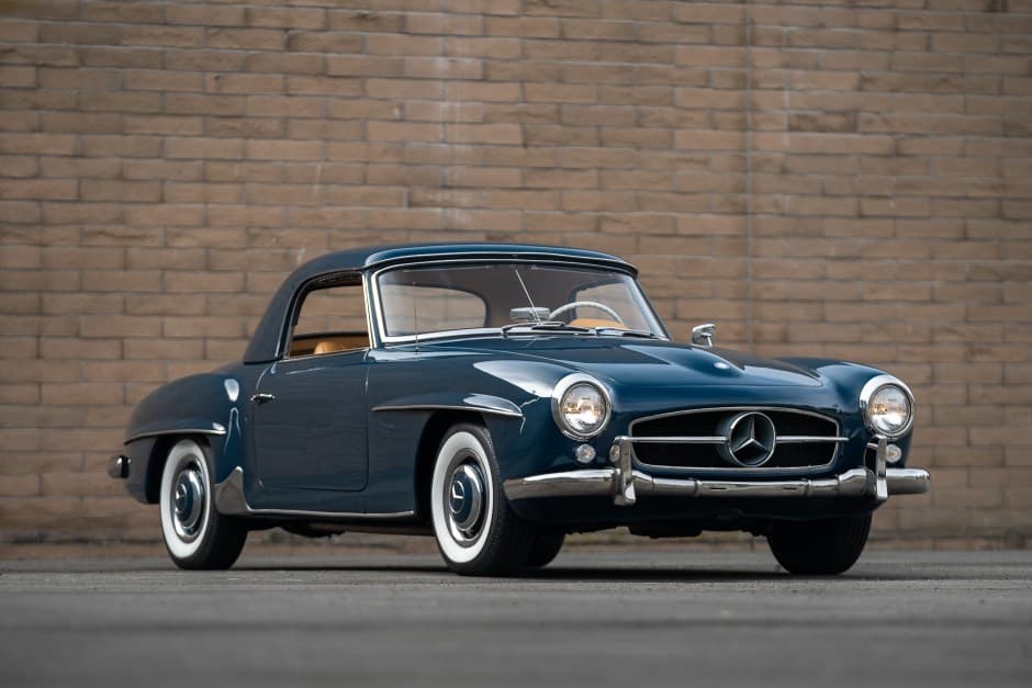1958 Mercedes-Benz 190SL sold for $112,100