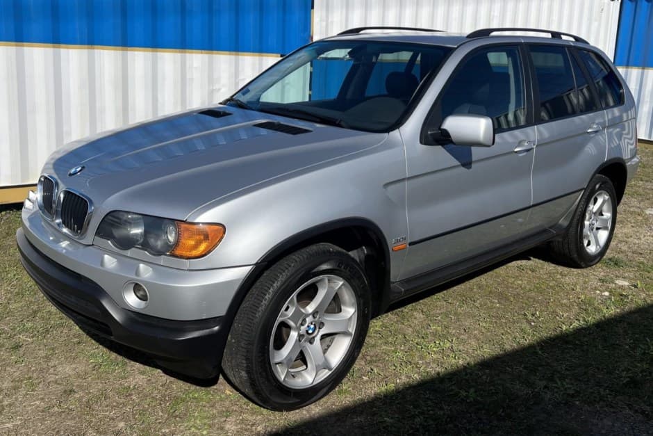 2002 BMW X5 sold for $11,100