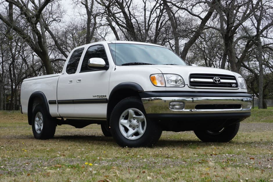 2000 Toyota Tundra (XK30/XK40 2000-2006) sold for $16,030