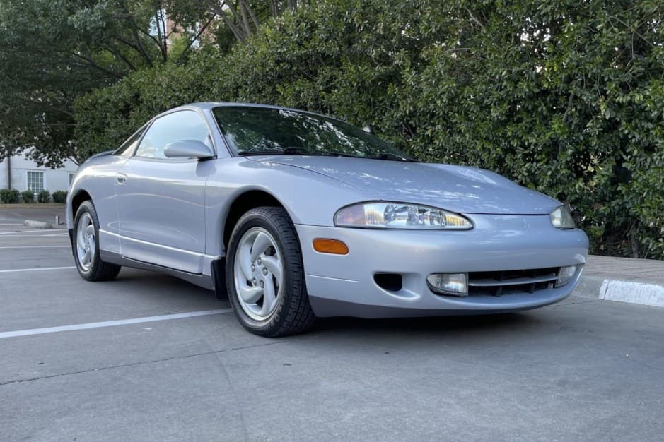 1996 Mitsubishi Eclipse, Eagle Talon, & Plymouth Laser sold for $11,000