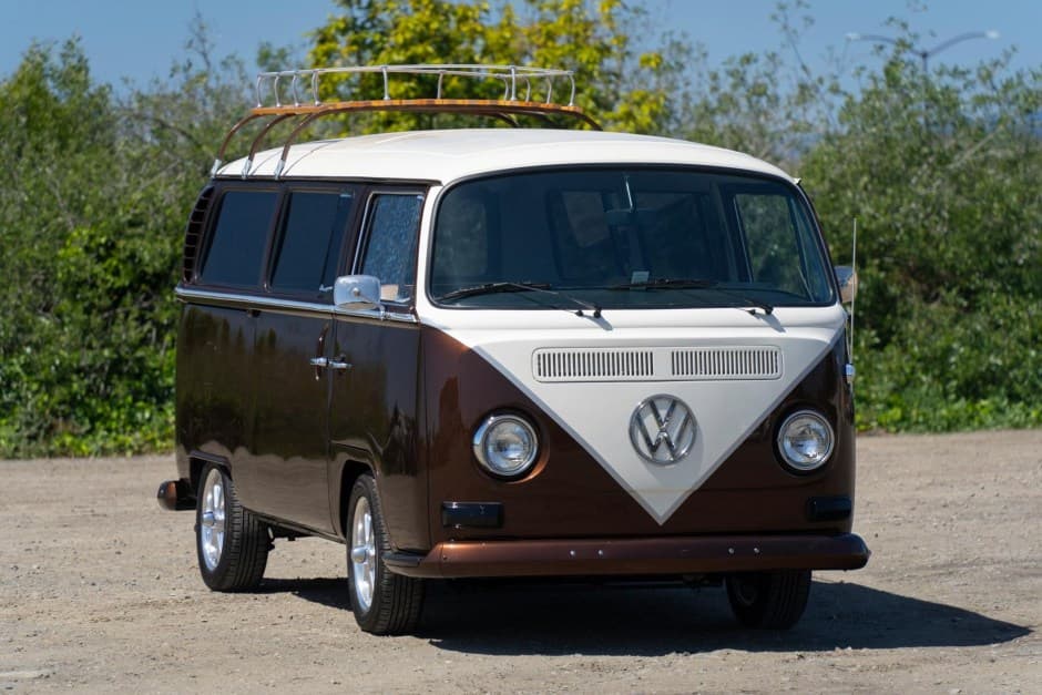 1968 Volkswagen Bay-Window Bus sold for $24,000