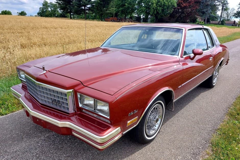 1980 Chevrolet Monte Carlo sold for $15,000