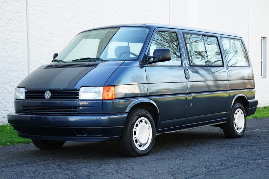 1993 Volkswagen EuroVan sold for $8,100