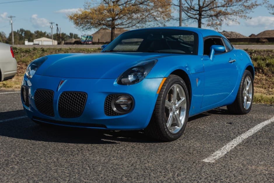 2009 Pontiac Solstice sold for $35,800