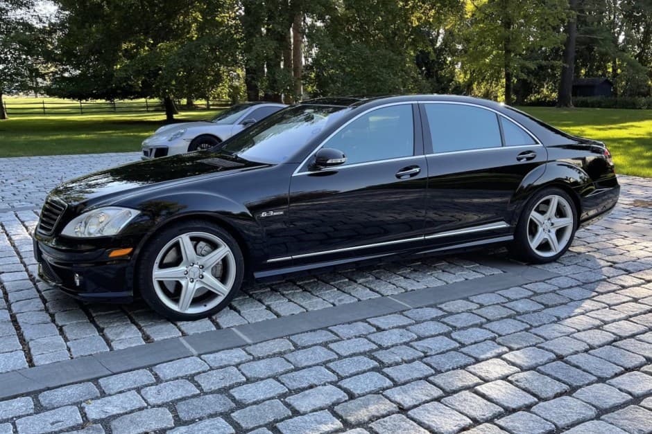 2008 Mercedes-Benz AMG sold for $32,500
