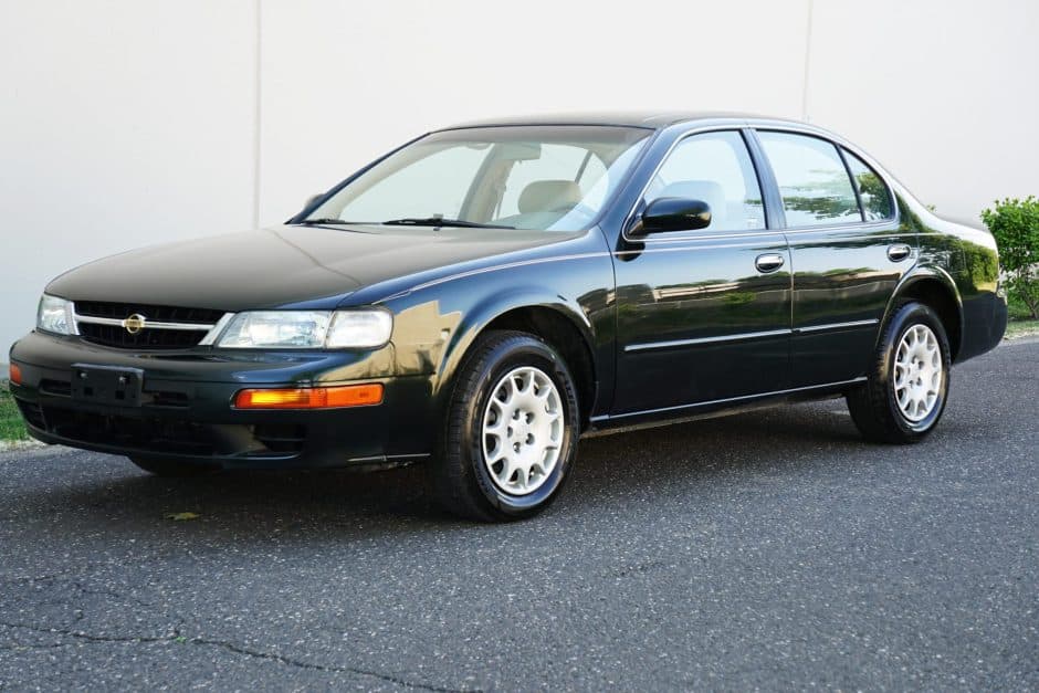 1997 Nissan Maxima sold for $9,900