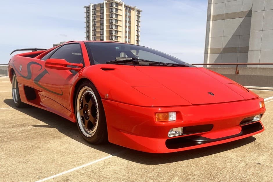 1997 Lamborghini Diablo sold for $400,000