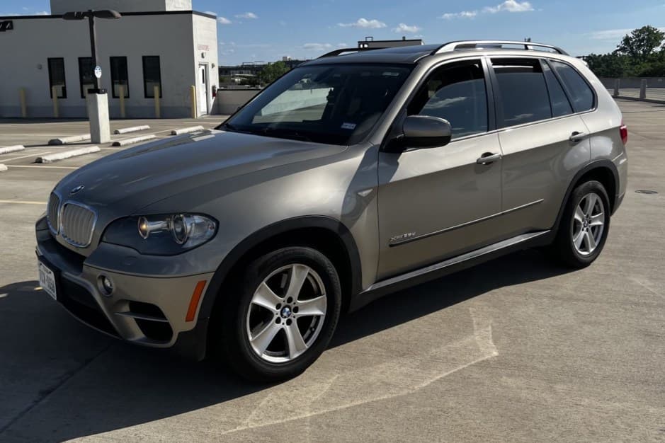 2011 BMW X5 sold for $10,750