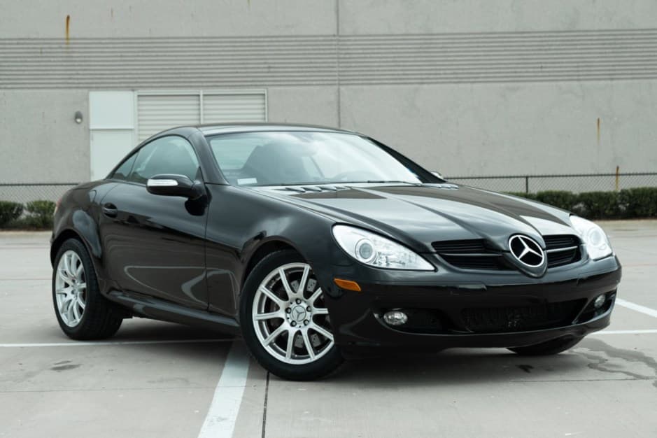 2005 Mercedes-Benz SLK-Class sold for $16,750