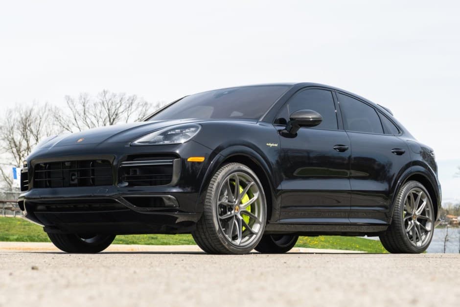 2020 Porsche 9Y0/9Y3 Cayenne (2019-) sold for $106,555