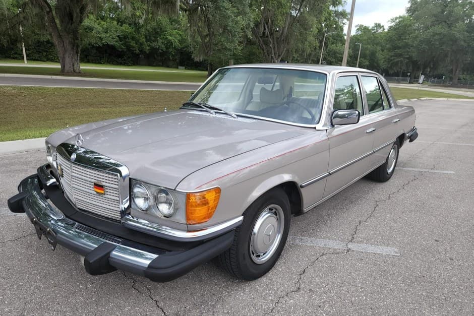 1974 Mercedes-Benz W116 S-Class sold for $5,000