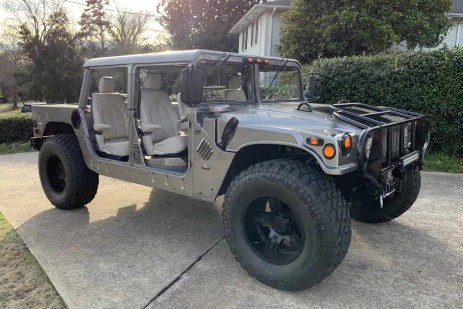 1995 Hummer HMMWV/Humvee sold for $39,000