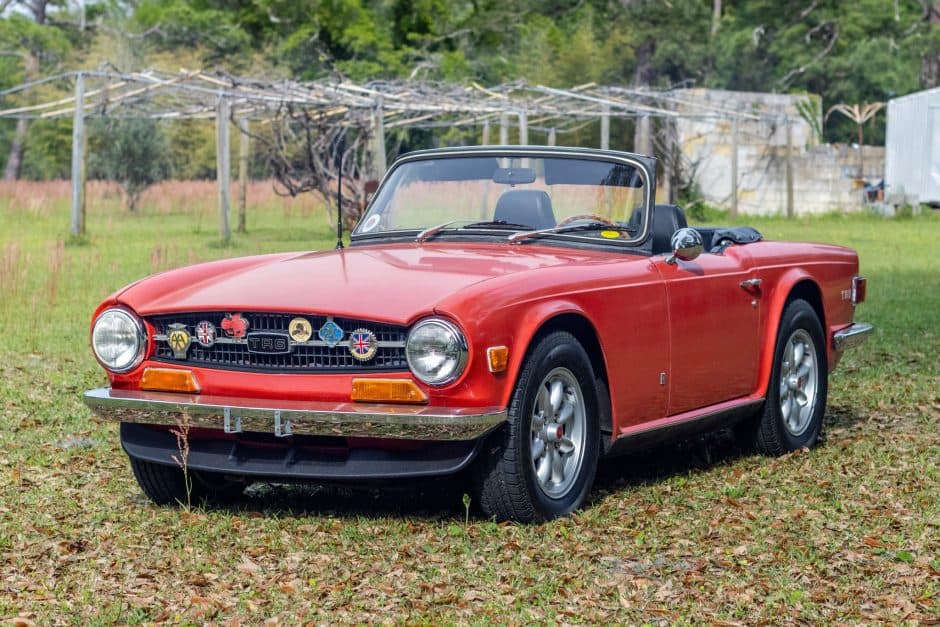 1972 Triumph TR6 sold for $15,250