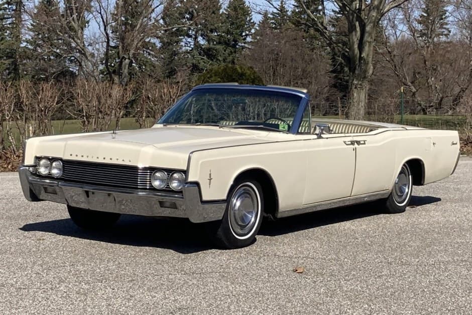 1966 Lincoln Continental (1961-1969) sold for $29,500