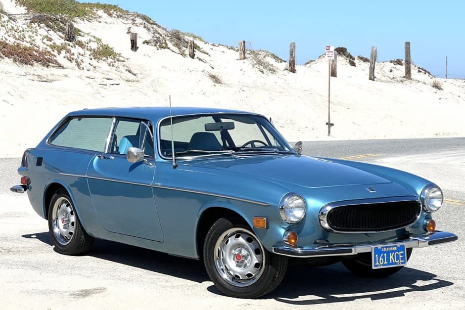 1973 Volvo 1800ES sold for $26,761
