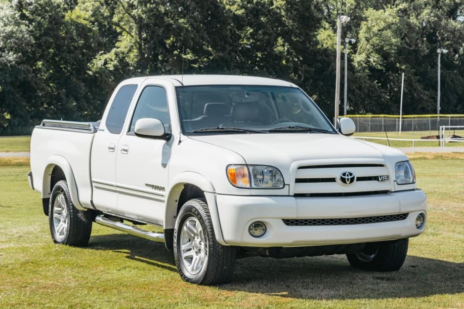 2003 Toyota Tundra (XK30/XK40 2000-2006) sold for $24,000