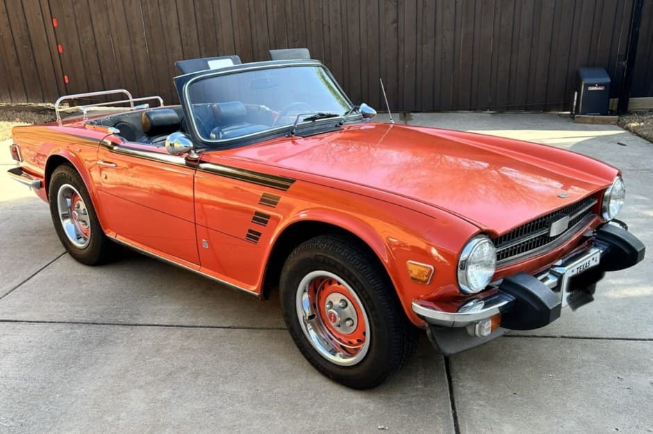 1975 Triumph TR6 sold for $10,550