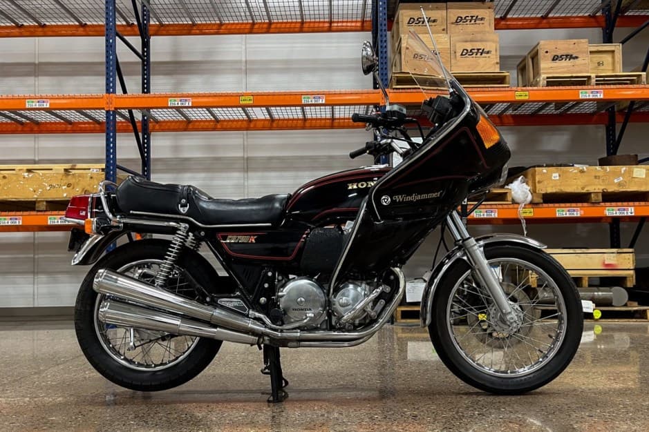 1979 Honda CB750 & CB750A sold for $4,850