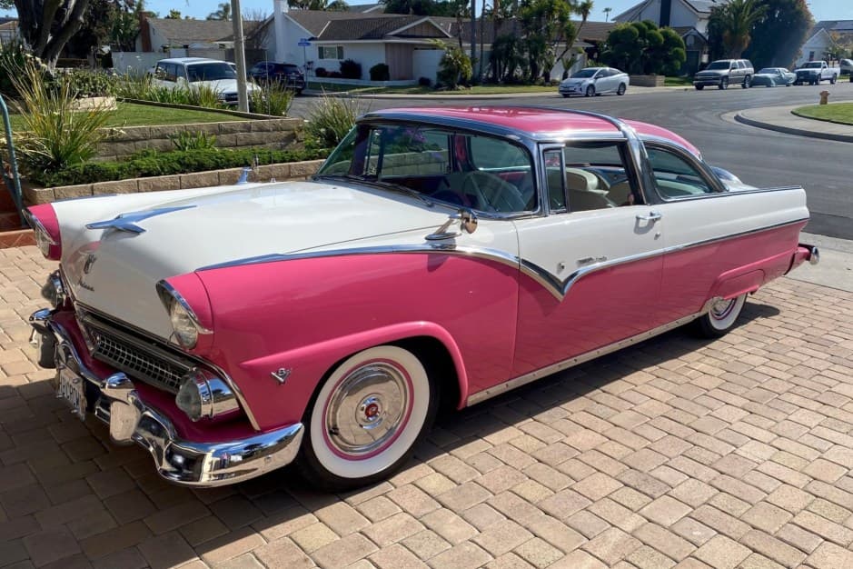 1955 Ford Crown Victoria sold for $35,000